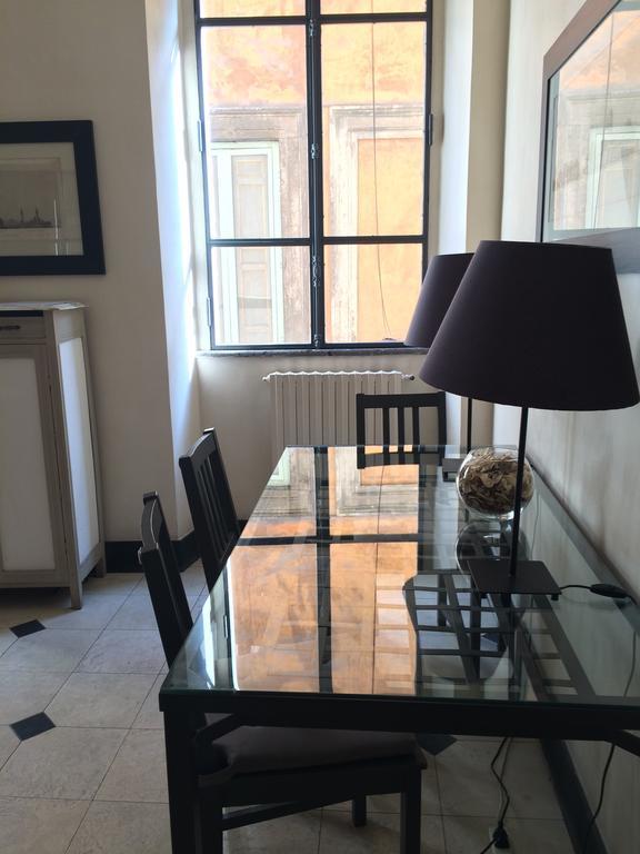 Апартаменты La Casa In Vetrina Рим Номер фото